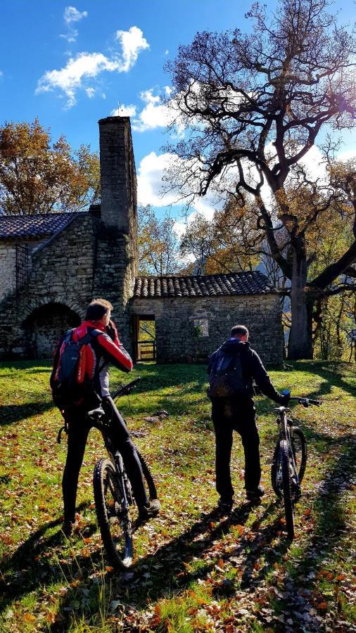 4Llars Villa Beget Bagian luar foto