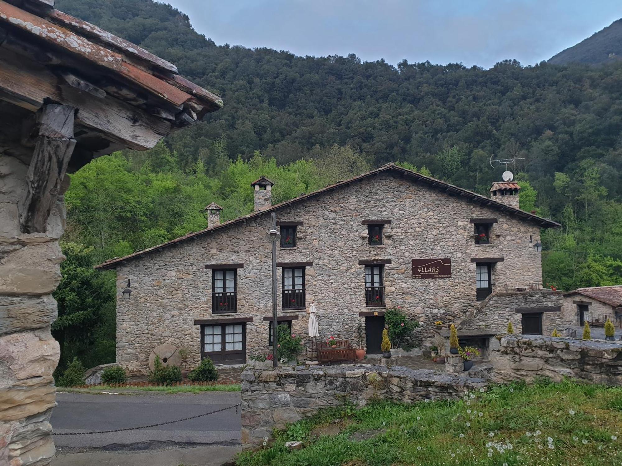 4Llars Villa Beget Bagian luar foto