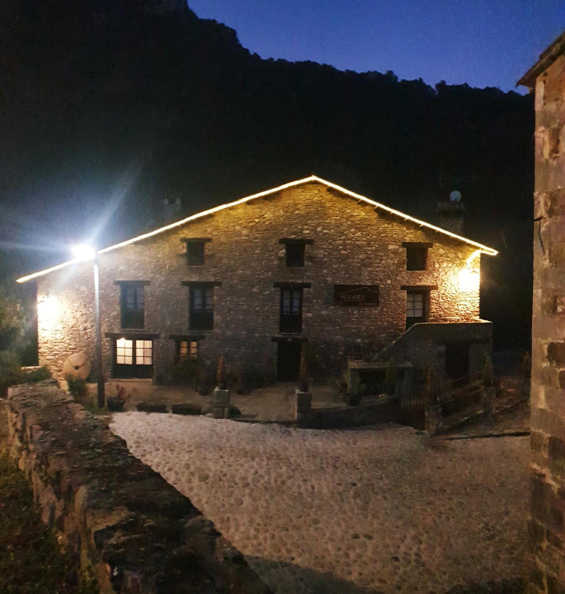 4Llars Villa Beget Bagian luar foto